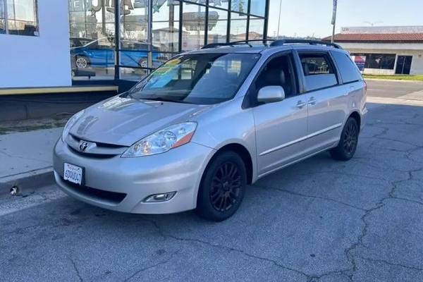 2008 Toyota Sienna XLE 7-Passenger