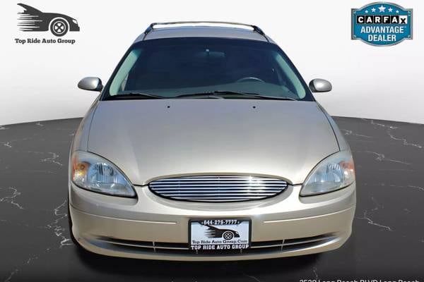 2000 Ford Taurus SE