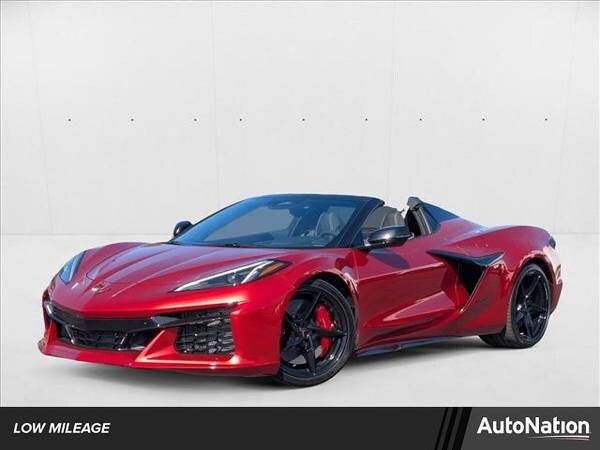 Chevrolet Corvette with VIN: 1G1YL3D46S5501711