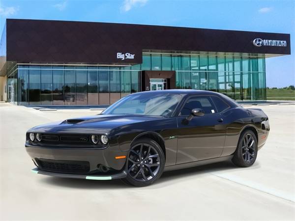 Dodge Challenger with VIN: 2C3CDZBT8PH695495
