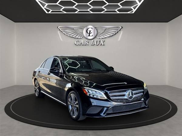 Mercedes-Benz C-Class with VIN: 55SWF8DB3KU302808