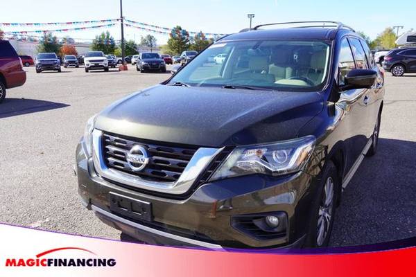 2017 Nissan Pathfinder SL