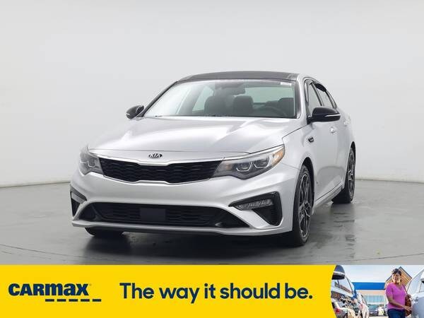 Kia Optima with VIN: 5XXGW4L22LG408696