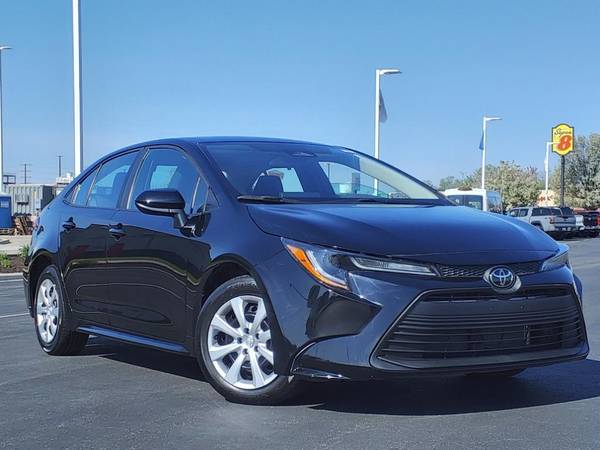 Toyota Corolla with VIN: 5YFB4MDEXRP147584