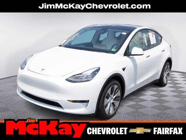 Tesla Model Y with VIN: 7SAYGDEE7PF616447