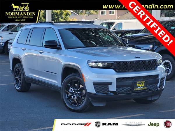 Jeep Grand Cherokee L with VIN: 1C4RJKAG6R8549082