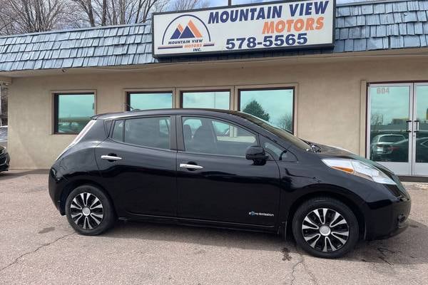 2016 Nissan LEAF S Hatchback