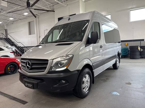 Mercedes-Benz Sprinter with VIN: 8BRPE7DD4GE125004