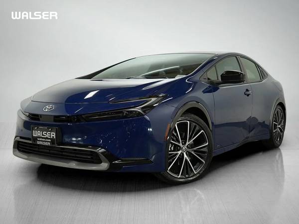 Toyota Prius with VIN: JTDADABU6R3024278