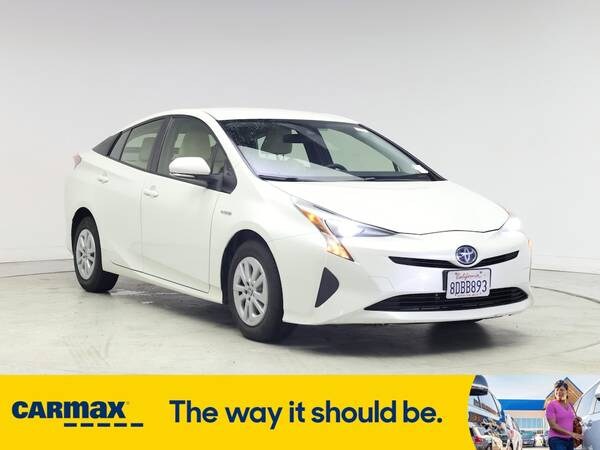 Toyota Prius with VIN: JTDKBRFU8J3062604