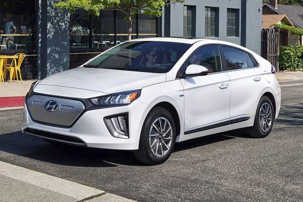 2020 Hyundai Ioniq Electric SE Hatchback