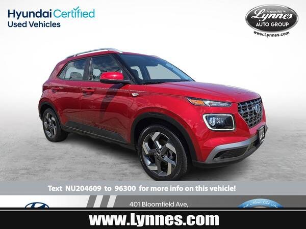 Hyundai Venue with VIN: KMHRC8A36NU204609