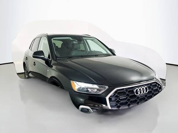 Audi Q5 with VIN: WA1EAAFY9P2053438