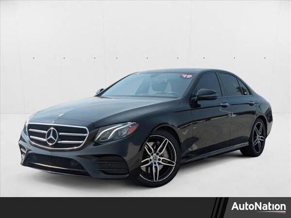 Mercedes-Benz E-Class with VIN: WDDZF4JB8KA498447