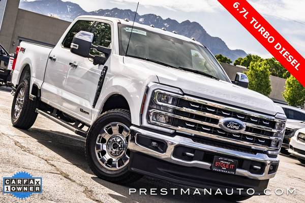Ford F-350 Super Duty with VIN: 1FT8W3BT2RED43189