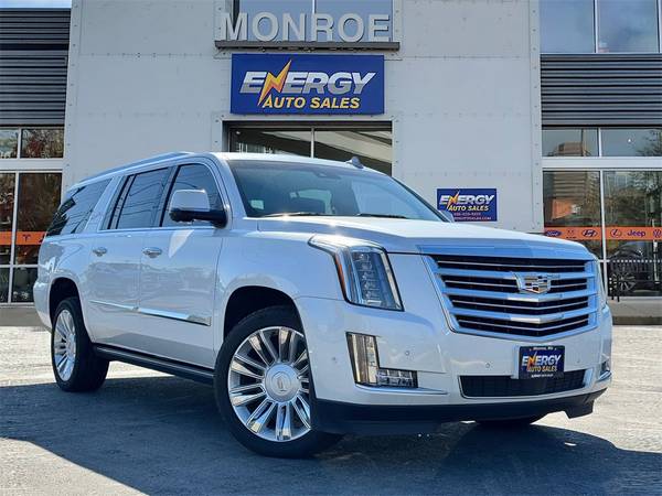 Cadillac Escalade ESV with VIN: 1GYS4KKJ9HR235870