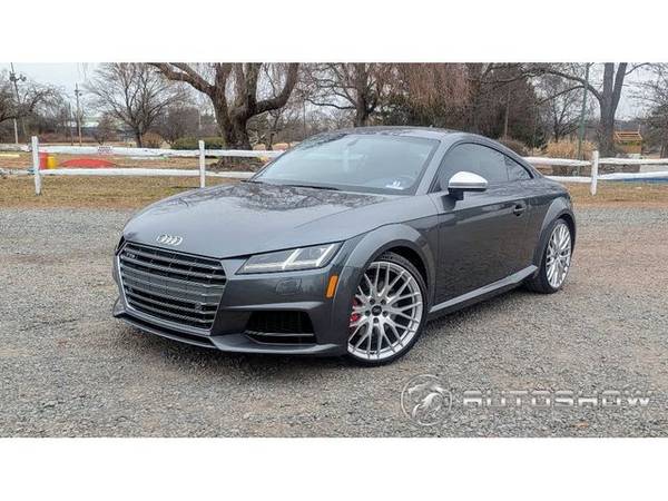 Audi TTS with VIN: TRUC1AFV8H1007308