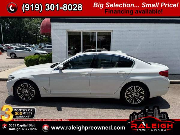 BMW 5 Series with VIN: WBAJA5C56KWW26414