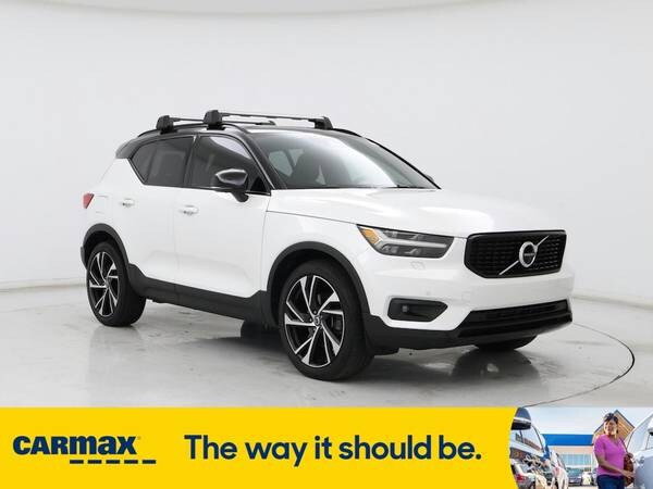 Volvo XC40 with VIN: YV4162UM5N2722939