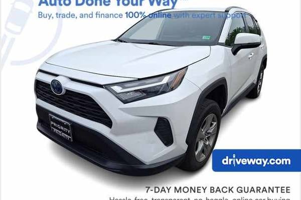 2024 Toyota RAV4 Hybrid XLE