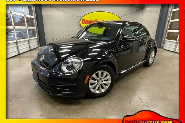 2019 Volkswagen Beetle 2.0T S Hatchback