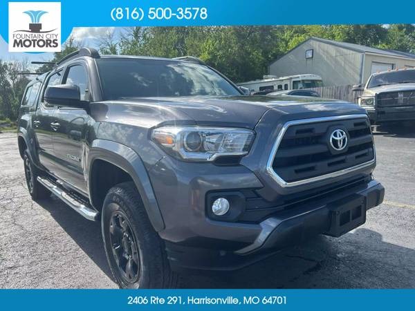 Toyota Tacoma with VIN: 5TFCZ5AN7HX066848