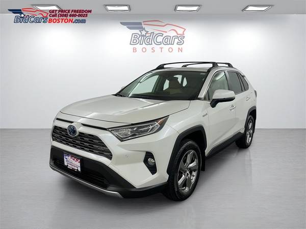 Toyota RAV4 Hybrid with VIN: JTMDWRFV3KD015093