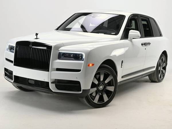 Rolls-Royce Cullinan with VIN: SLATV4C05LU200779