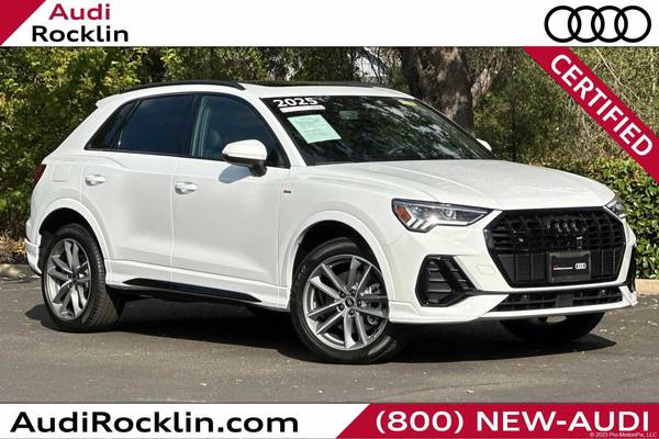 Audi Q3 with VIN: WA1DECF30S1041872