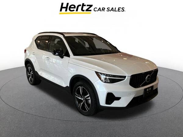 Volvo XC40 with VIN: YV4L12UKXR2336691