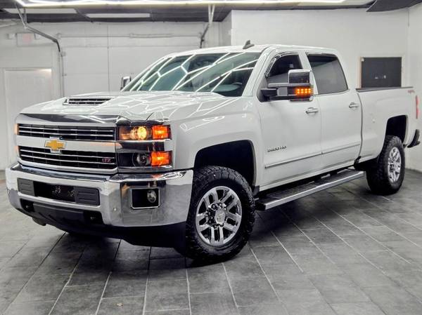 Chevrolet Silverado 2500HD with VIN: 1GC1KWEY5JF263809