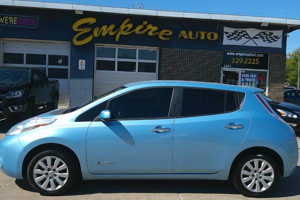 2015 Nissan LEAF S Hatchback