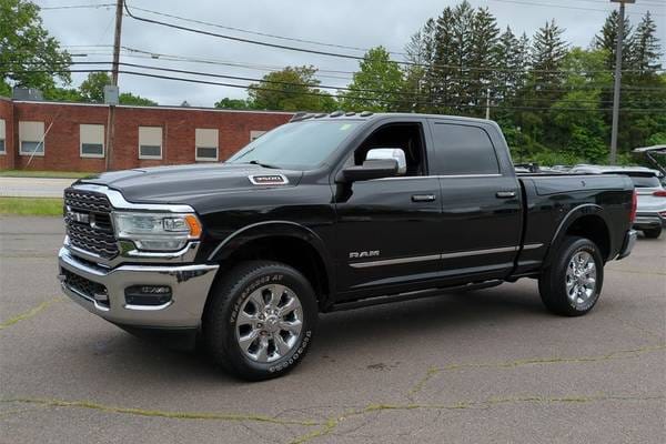 2020 Ram 3500 Limited  Crew Cab