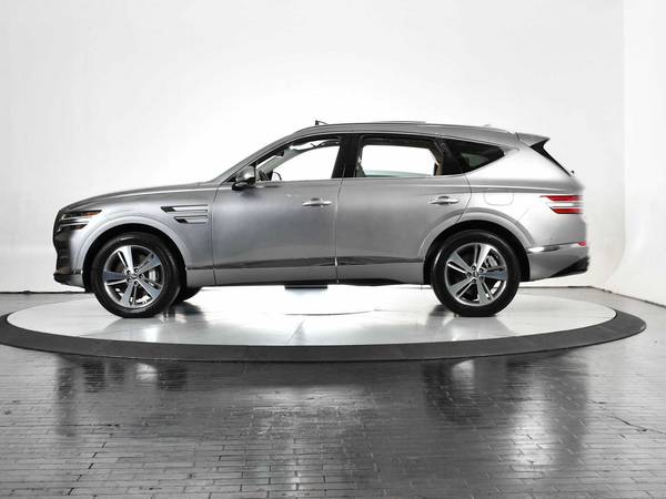 Genesis GV80 with VIN: KMUHCESC6PU141184