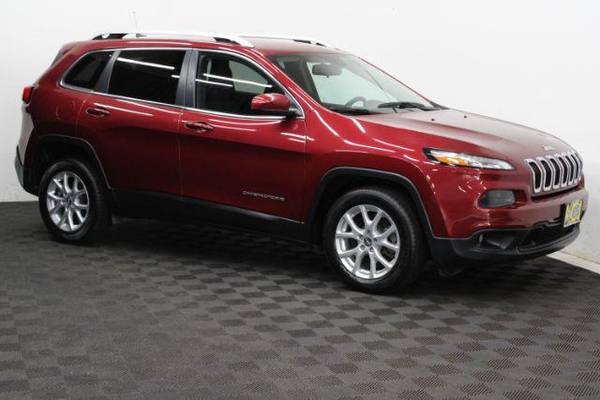 Jeep Cherokee with VIN: 1C4PJLCB5GW222955