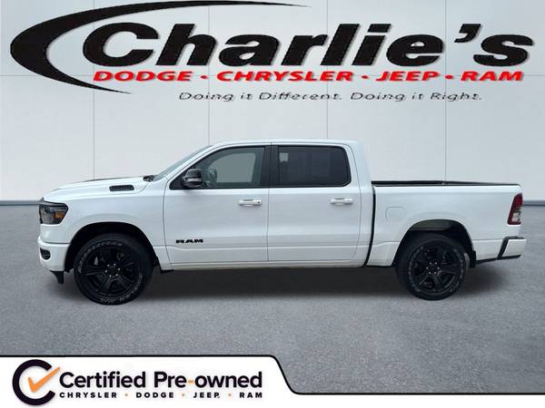 Ram 1500 with VIN: 1C6RRFFG2NN343804