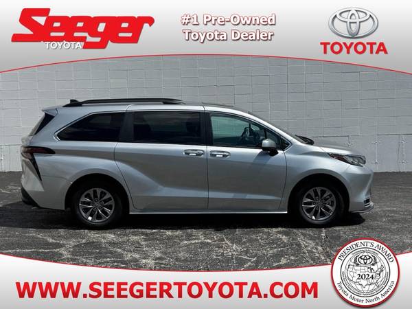 Toyota Sienna with VIN: 5TDYRKEC6PS152265