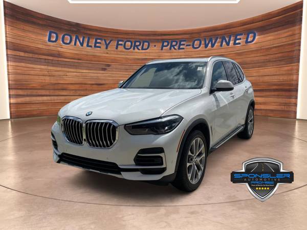 BMW X5 with VIN: 5UXCR6C05P9P66537