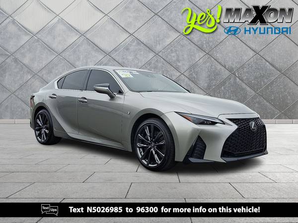 Lexus IS 350 with VIN: JTHGZ1E24N5026985