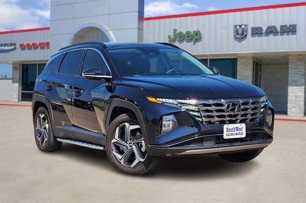 Hyundai Tucson Plug-In Hybrid with VIN: KM8JFDA28NU064888