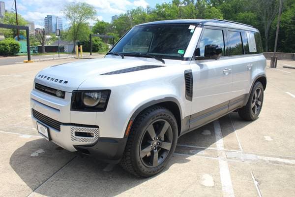 2024 Land Rover Defender 110 P400 S