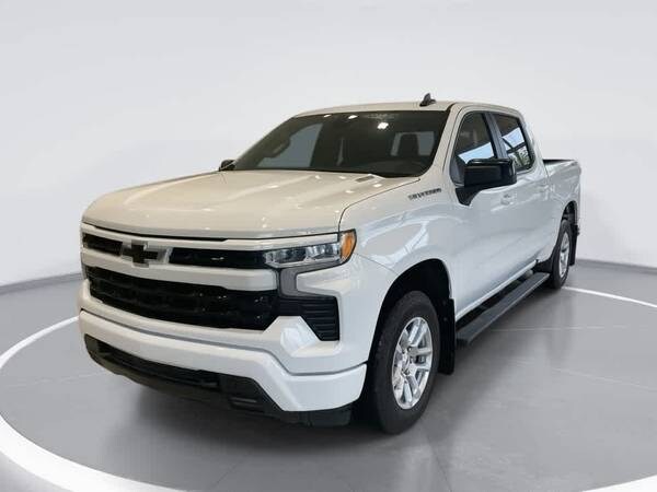 Chevrolet Silverado 1500 with VIN: 1GCUDEET4NZ580748