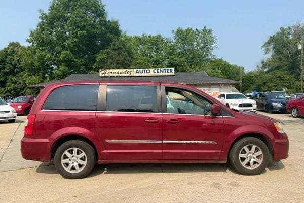 2012 Chrysler Town and Country Touring