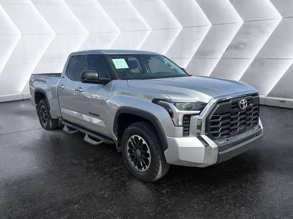 Toyota Tundra with VIN: 5TFLA5DA9RX183249
