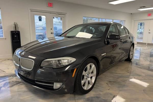 2012 BMW 5 Series 550i xDrive