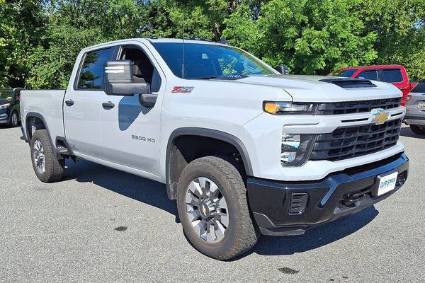 2024 Chevrolet Silverado 2500HD Custom  Crew Cab