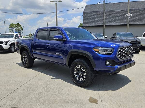 Toyota Tacoma with VIN: 3TMCZ5AN6PM564401