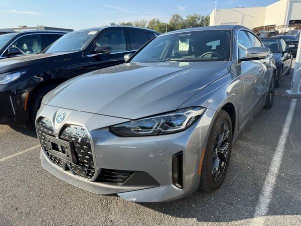 BMW i4 with VIN: WBY83FB02RFR94749