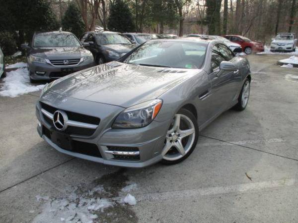 Mercedes-Benz SLK-Class with VIN: WDDPK4HA6EF084302