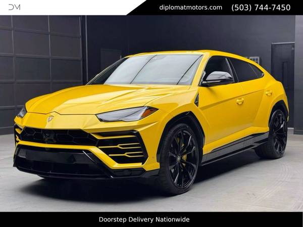 Lamborghini Urus with VIN: ZPBUA1ZL6MLA14256